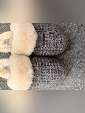 UGG Gray Knit Shearling Clog Slippers with Natural Lining